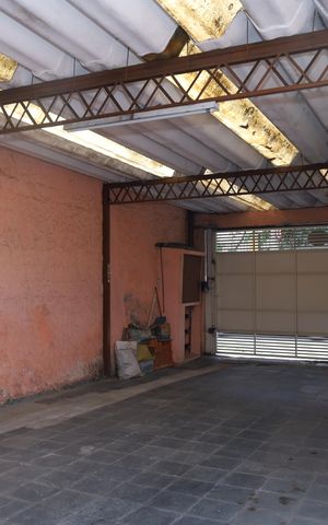 Casa à venda com 379m², 1 quarto e 5 vagasGaragem