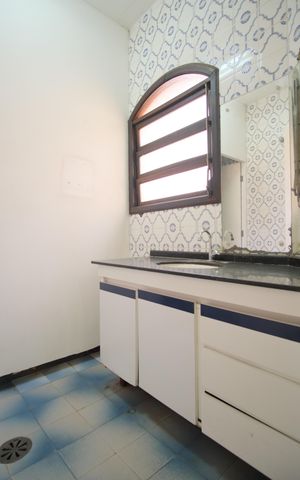 Casa à venda com 350m², 7 quartos e 4 vagasBanheiro Social