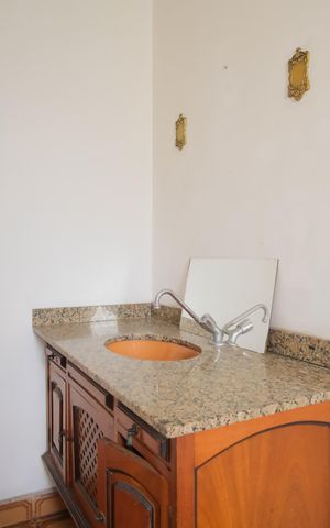 Casa à venda com 350m², 7 quartos e 4 vagasBanheiro da Suíte