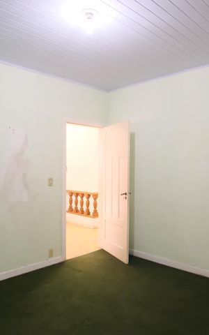 Casa à venda com 350m², 7 quartos e 4 vagasQuarto 2