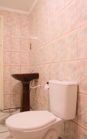Casa à venda com 350m², 7 quartos e 4 vagasBanheiro de serviço
