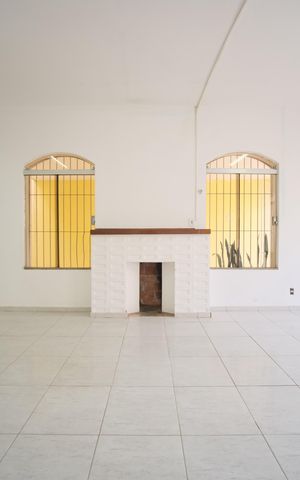Casa à venda com 350m², 7 quartos e 4 vagasSala