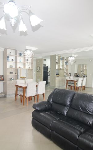 Apartamento à venda com 115m², 3 quartos e 2 vagasSala
