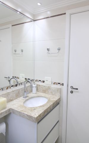 Apartamento à venda com 115m², 3 quartos e 2 vagasBanheiro 