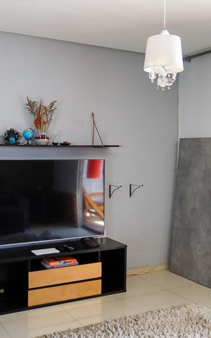 Casa à venda com 290m², 5 quartos e 2 vagas Casa à venda com 290m², 5 quartos e 2 vagasSala 2