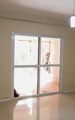 Casa à venda com 290m², 5 quartos e 2 vagas Casa à venda com 290m², 5 quartos e 2 vagasSala