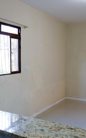 Casa à venda com 290m², 5 quartos e 2 vagas Casa à venda com 290m², 5 quartos e 2 vagasCozinha