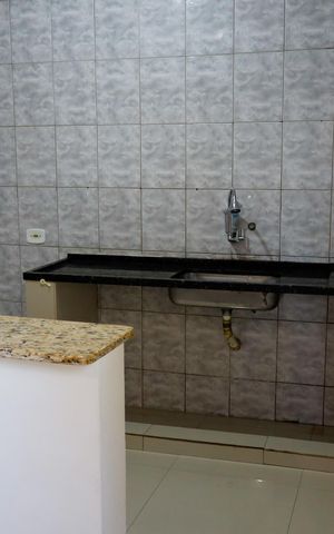 Casa à venda com 290m², 5 quartos e 2 vagas Casa à venda com 290m², 5 quartos e 2 vagasCozinha