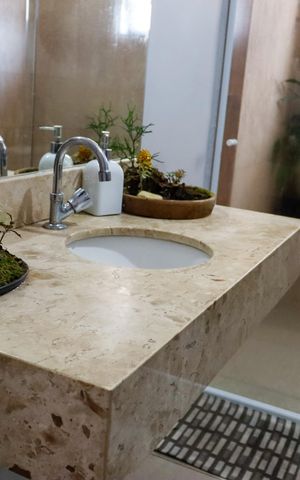 Casa à venda com 290m², 5 quartos e 2 vagas Casa à venda com 290m², 5 quartos e 2 vagasBanheiro 2