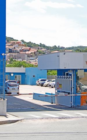Apartamento para alugar com 49m², 2 quartos e 1 vagaFachada e portaria