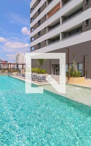 Apartamento à venda com 25m², 1 quarto e sem vaga Apartamento à venda com 25m², 1 quarto e sem vagaÁrea comum - Piscina