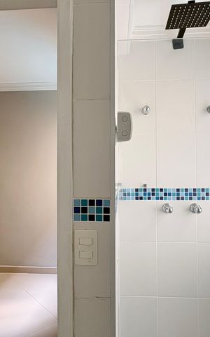 Apartamento para alugar com 56m², 2 quartos e 1 vaga Apartamento para alugar com 56m², 2 quartos e 1 vagaBanheiro da Suíte