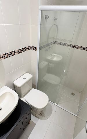 Apartamento para alugar com 56m², 2 quartos e 1 vaga Apartamento para alugar com 56m², 2 quartos e 1 vagaBanheiro