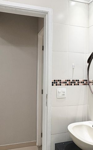 Apartamento para alugar com 56m², 2 quartos e 1 vaga Apartamento para alugar com 56m², 2 quartos e 1 vagaBanheiro