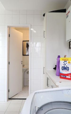 Apartamento para alugar com 264m², 3 quartos e 3 vagasCozinha e Área de serviço 