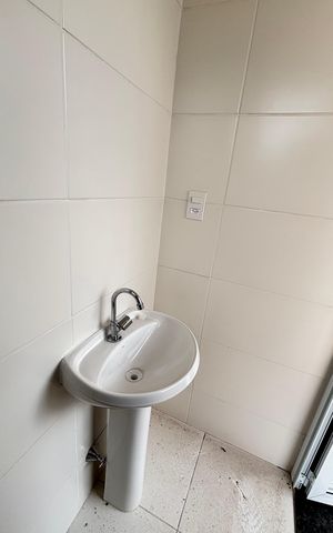 Apartamento para alugar com 104m², 2 quartos e 1 vaga Apartamento para alugar com 104m², 2 quartos e 1 vagaCobertura - Banheiro
