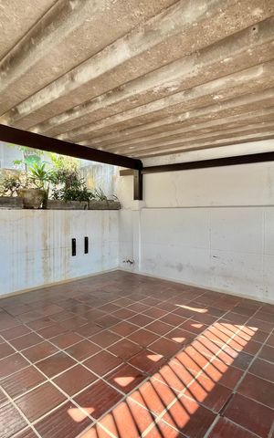 Casa à venda com 222m², 4 quartos e 3 vagas Casa à venda com 222m², 4 quartos e 3 vagasGaragem