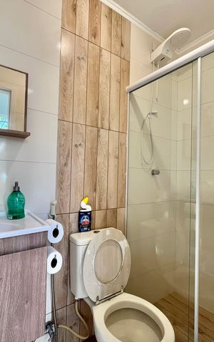 Casa à venda com 222m², 4 quartos e 3 vagas Casa à venda com 222m², 4 quartos e 3 vagasBanheiro de serviço