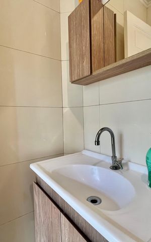 Casa à venda com 222m², 4 quartos e 3 vagas Casa à venda com 222m², 4 quartos e 3 vagasBanheiro de serviço