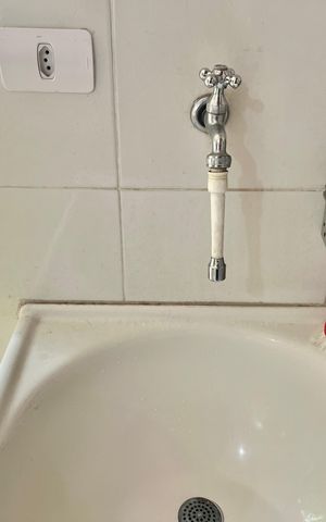 Casa à venda com 222m², 4 quartos e 3 vagas Casa à venda com 222m², 4 quartos e 3 vagasÁrea de Serviço