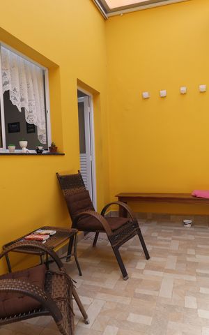 Casa à venda com 120m², 3 quartos e 2 vagasQuintal