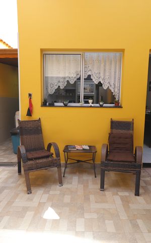 Casa à venda com 120m², 3 quartos e 2 vagasQuintal