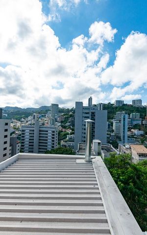 Apartamento à venda com 228m², 4 quartos e 3 vagasVaranda da Suíte 1