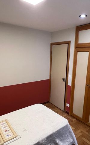 Apartamento à venda com 220m², 3 quartos e 4 vagas Apartamento à venda com 220m², 3 quartos e 4 vagasQuarto 3