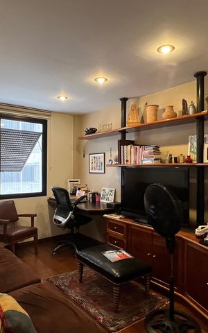 Apartamento à venda com 220m², 3 quartos e 4 vagas Apartamento à venda com 220m², 3 quartos e 4 vagasSala de TV
