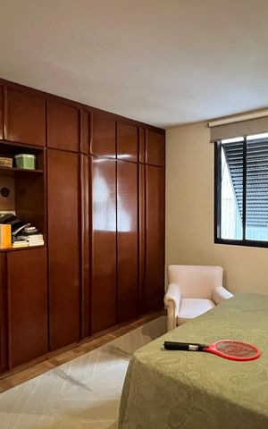 Apartamento à venda com 220m², 3 quartos e 4 vagas Apartamento à venda com 220m², 3 quartos e 4 vagasSuite 2