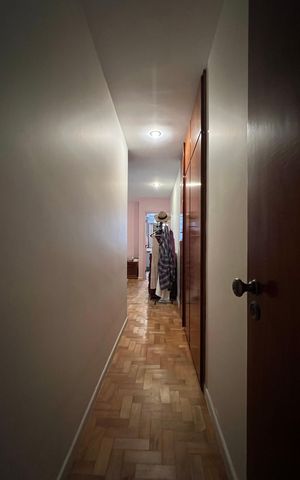 Apartamento à venda com 220m², 3 quartos e 4 vagas Apartamento à venda com 220m², 3 quartos e 4 vagasSuite 2