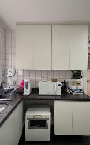 Apartamento à venda com 220m², 3 quartos e 4 vagas Apartamento à venda com 220m², 3 quartos e 4 vagasCozinha
