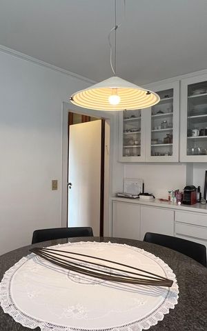 Apartamento à venda com 220m², 3 quartos e 4 vagas Apartamento à venda com 220m², 3 quartos e 4 vagasCopa