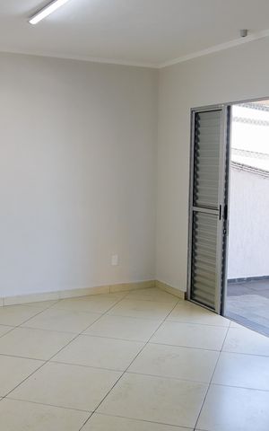 Casa à venda com 256m², 4 quartos e 4 vagas Casa à venda com 256m², 4 quartos e 4 vagassala