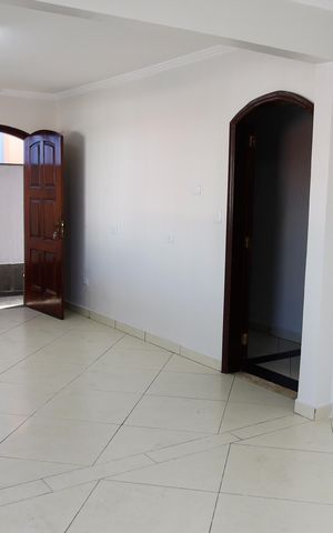 Casa à venda com 256m², 4 quartos e 4 vagas Casa à venda com 256m², 4 quartos e 4 vagassala