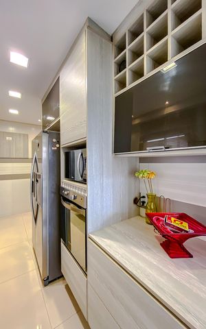 Apartamento para alugar com 122m², 2 quartos e 2 vagasCozinha