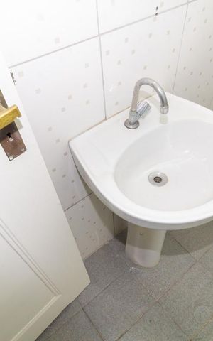 Apartamento à venda com 98m², 3 quartos e sem vaga Apartamento à venda com 98m², 3 quartos e sem vagaBanheiro