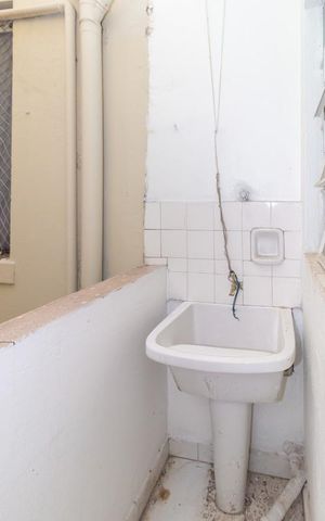 Apartamento à venda com 98m², 3 quartos e sem vaga Apartamento à venda com 98m², 3 quartos e sem vagaLavanderia