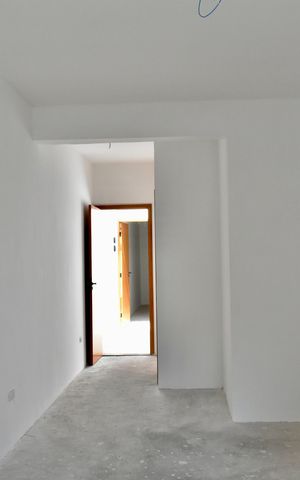 Casa à venda com 160m², 3 quartos e 2 vagasSuíte 2