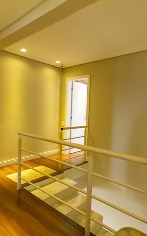 Apartamento à venda com 420m², 4 quartos e 5 vagas Apartamento à venda com 420m², 4 quartos e 5 vagasHall das Suítes