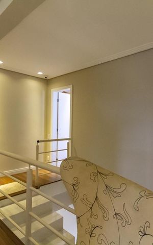 Apartamento à venda com 420m², 4 quartos e 5 vagas Apartamento à venda com 420m², 4 quartos e 5 vagasHall das Suítes