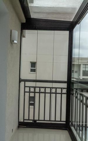 Apartamento à venda com 420m², 4 quartos e 5 vagas Apartamento à venda com 420m², 4 quartos e 5 vagasVaranda da Suíte 1