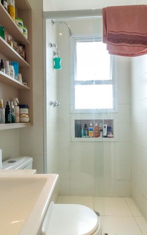 Apartamento à venda com 420m², 4 quartos e 5 vagas Apartamento à venda com 420m², 4 quartos e 5 vagasBanheiro da Suíte 2