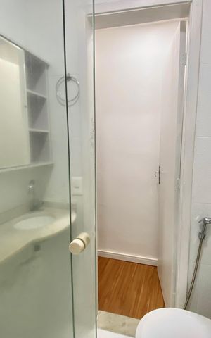 Apartamento para alugar com 47m², 2 quartos e sem vaga Apartamento para alugar com 47m², 2 quartos e sem vagaBanheiro