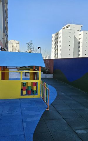 Apartamento para alugar com 64m², 2 quartos e 1 vaga Apartamento para alugar com 64m², 2 quartos e 1 vagaÁrea comum - Playground