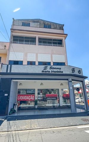 Apartamento à venda com 563m², 5 quartos e sem vaga Apartamento à venda com 563m², 5 quartos e sem vagaFachada