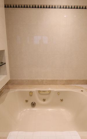 Apartamento à venda com 210m², 3 quartos e 3 vagasQuarto 4 - Banheiro