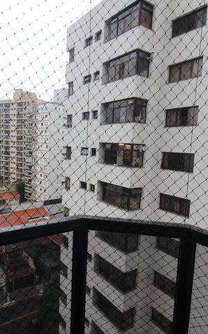 Apartamento à venda com 210m², 3 quartos e 3 vagasQuarto 3 - Varanda