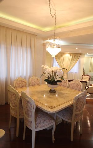 Apartamento à venda com 210m², 3 quartos e 3 vagasSala