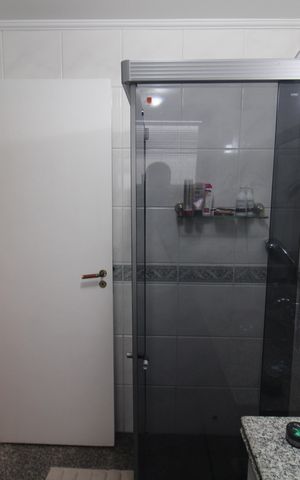 Apartamento à venda com 210m², 3 quartos e 3 vagasQuarto 2 - Banheiro